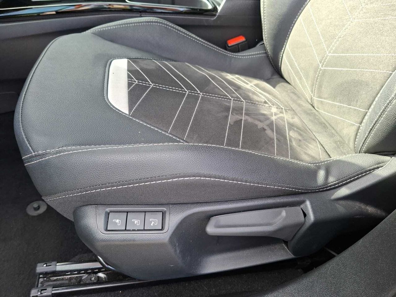 Opel Mokka ULTIMATE 1.2 T AT8 S/S 130 CV  - Foto 2