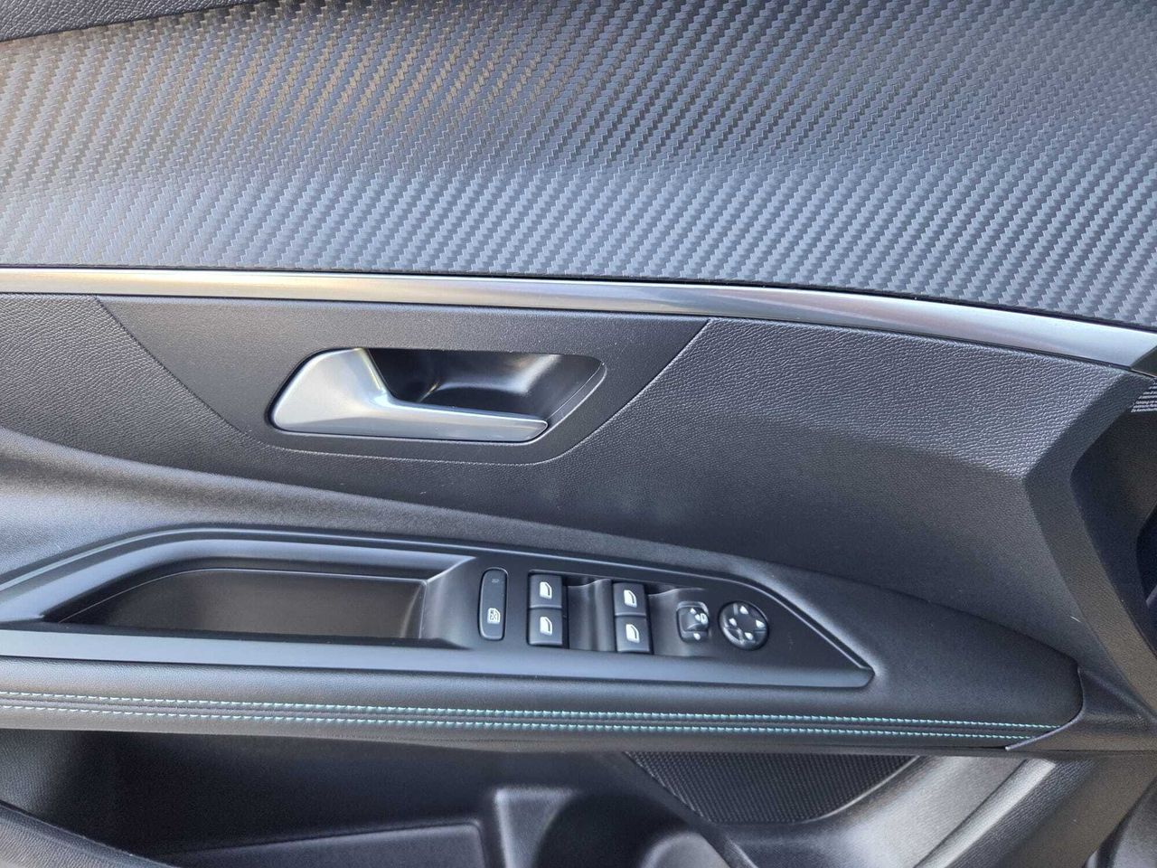 Peugeot 3008 ALLURE PACK BLUE HDI 130 CV EAT8  - Foto 2