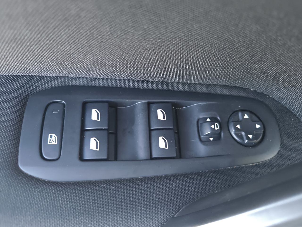 Peugeot 308 ACTIVE PACK PURE TECH 110 CV  - Foto 2