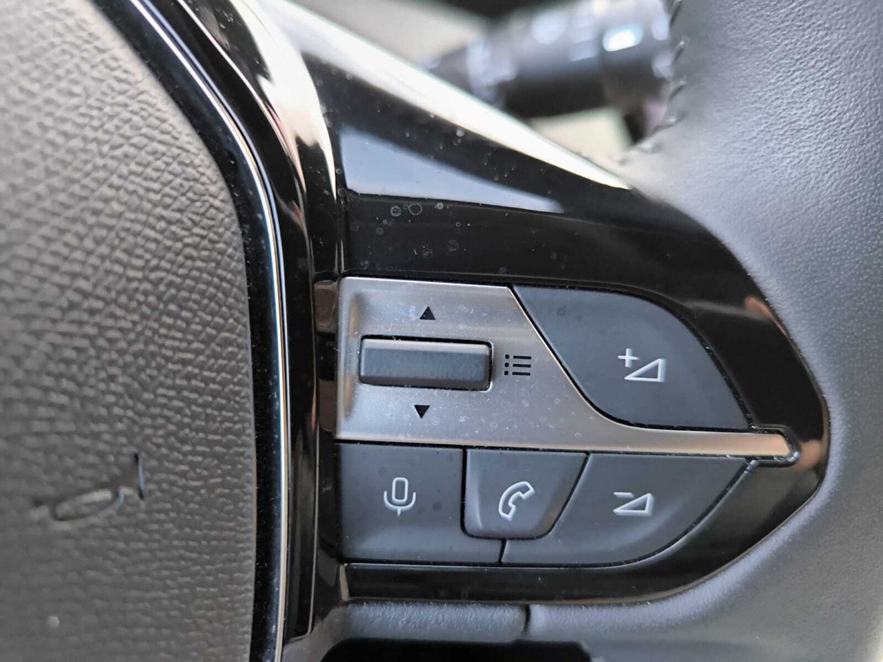 Peugeot 308 ALLURE PACK BLUE HDI 130 CV  - Foto 2