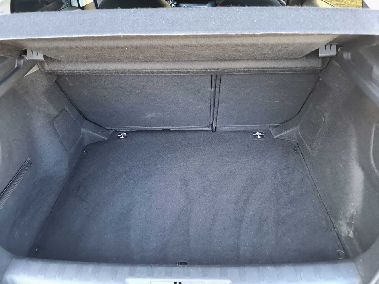 Peugeot 308 STYLE BLUE HDI 100 CV  - Foto 2