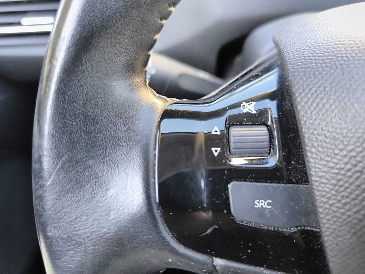 Peugeot 308 STYLE BLUE HDI 100 CV  - Foto 2