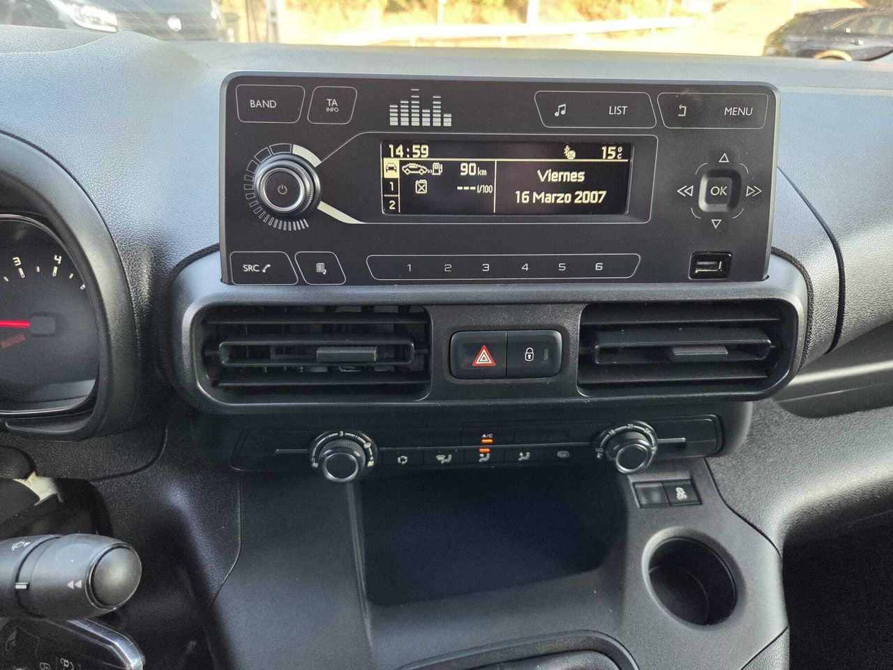 Peugeot Partner PRO STANDARD 600 KG BLUE HDI 100 CV  - Foto 2