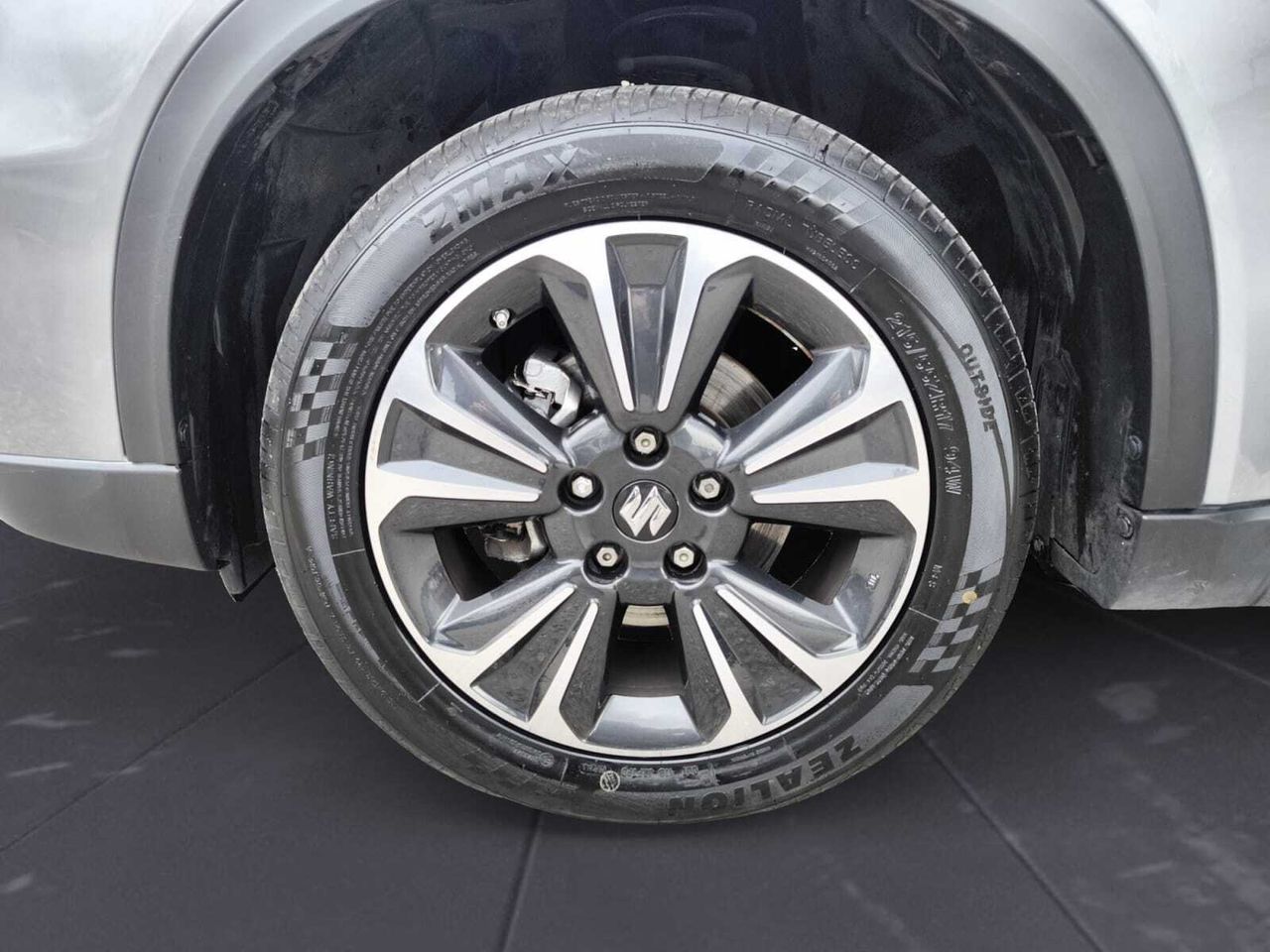 Suzuki Vitara 1.5 GLX 4WD STRONG HYBRID AUTO  - Foto 2