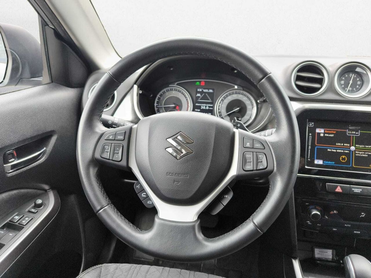 Suzuki Vitara 1.5 GLX 4WD STRONG HYBRID AUTO  - Foto 2