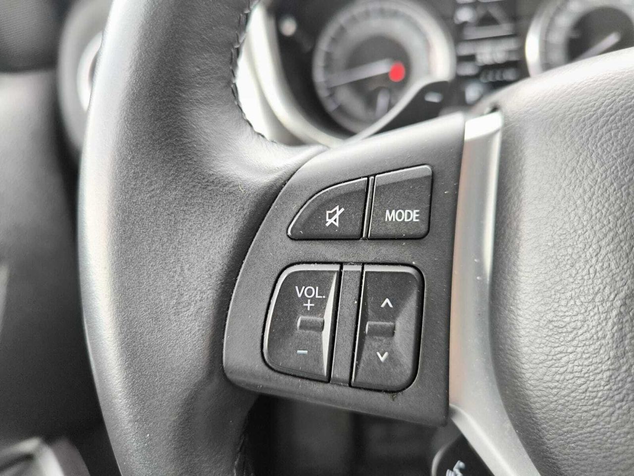 Suzuki Vitara 1.5 GLX 4WD STRONG HYBRID AUTO  - Foto 2