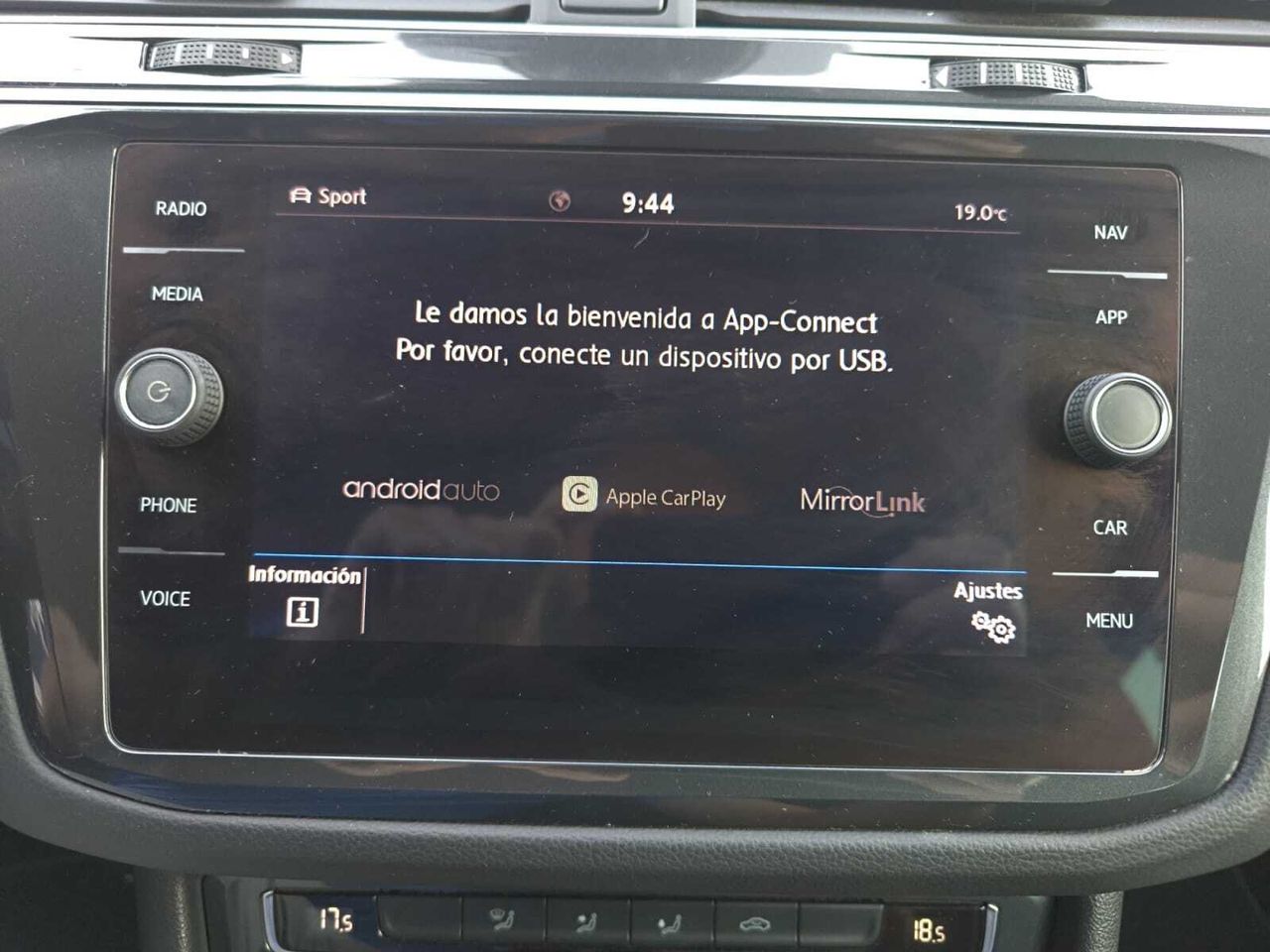 Volkswagen Tiguan R LINE 2.0 TDI 150 CV DSG  - Foto 2