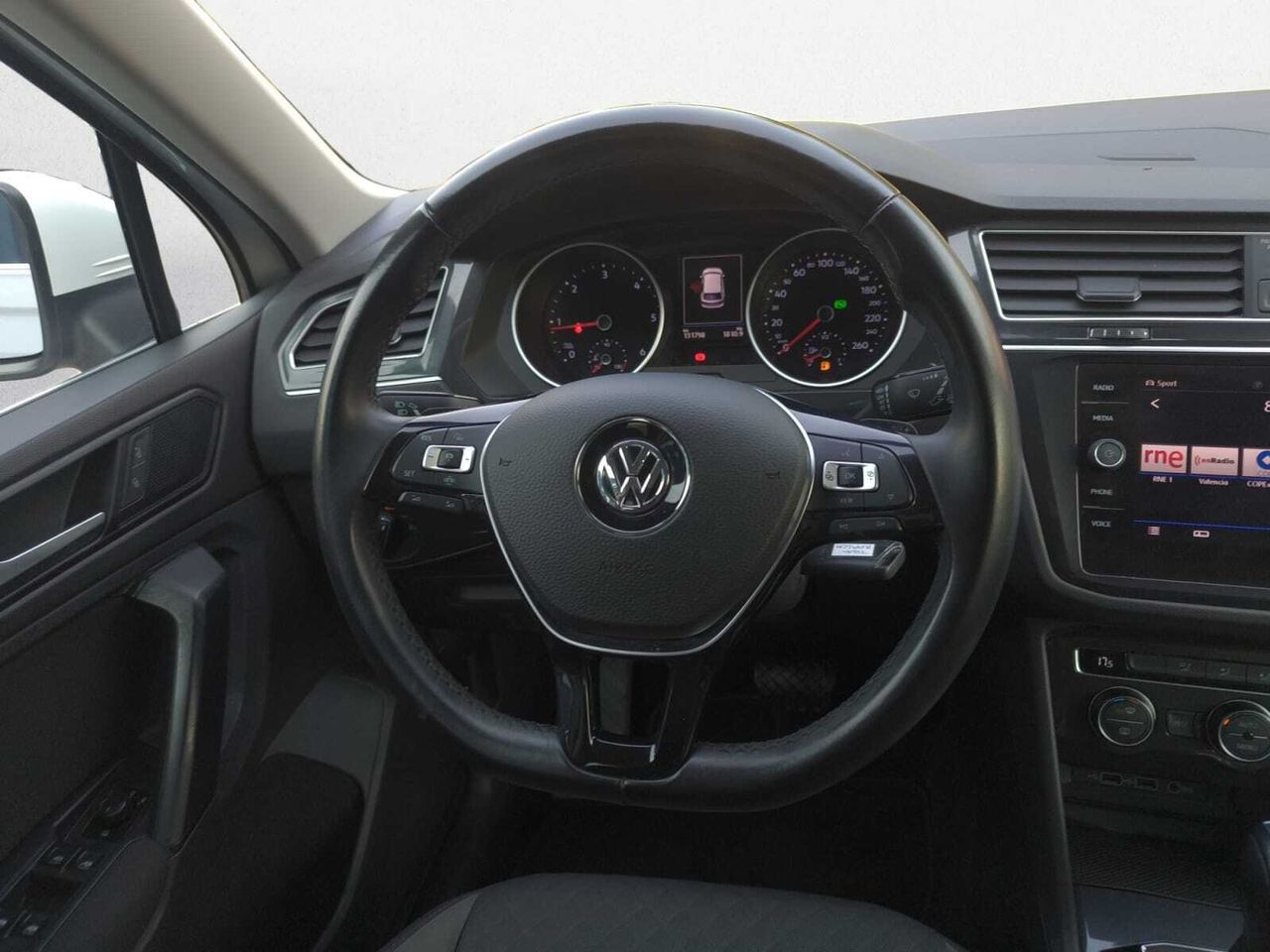 Volkswagen Tiguan R LINE 2.0 TDI 150 CV DSG  - Foto 2