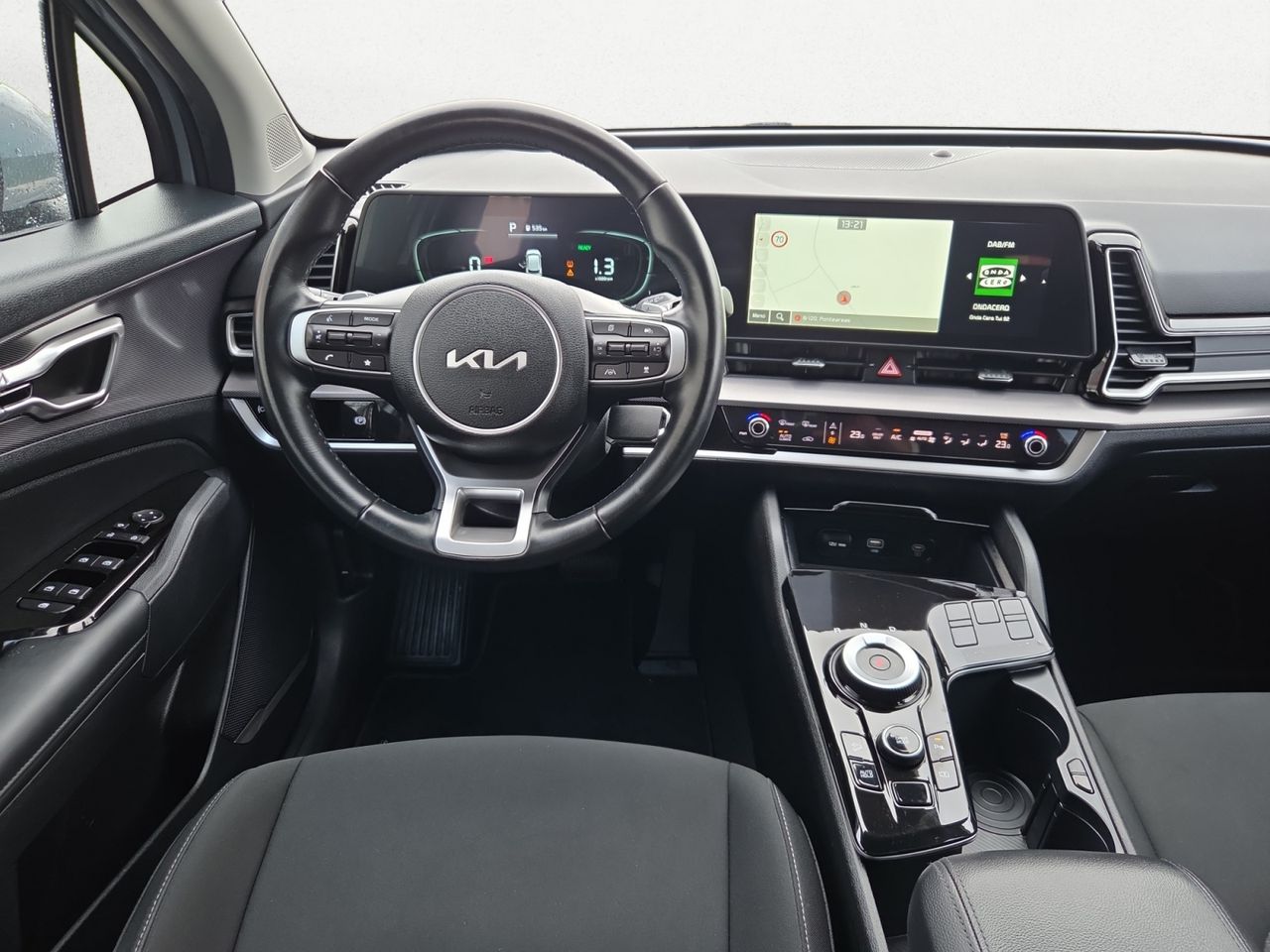 Kia Sportage 1.6 T-GDI HEV 230 CV DRIVE 4X2 - Foto 2