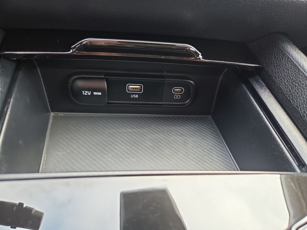 Kia Sportage 1.6 T-GDI HEV 230 CV DRIVE 4X2 - Foto 2