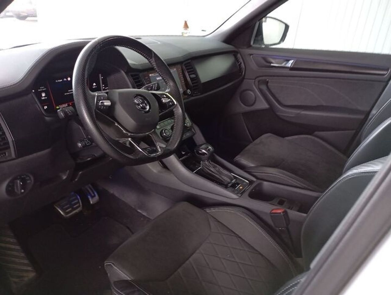 Skoda Kodiaq 2.0 TDI 150 CV DSG 4X4 SPORTLINE  - Foto 2