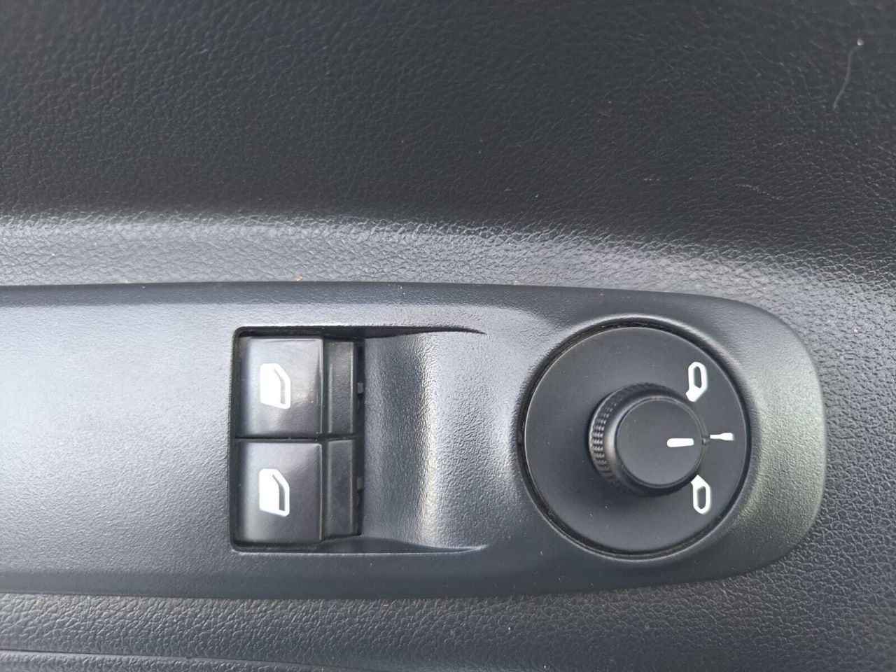 Citroën Berlingo TALLA M LIVE PACK BUSINESS BLUE HDI 100 CV  - Foto 2