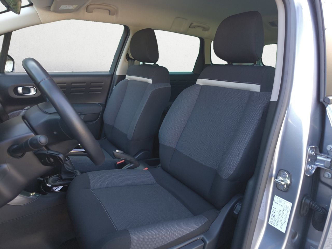 Citroën C3 Aircross BLUE HDI 110 CV C SERIES  - Foto 2