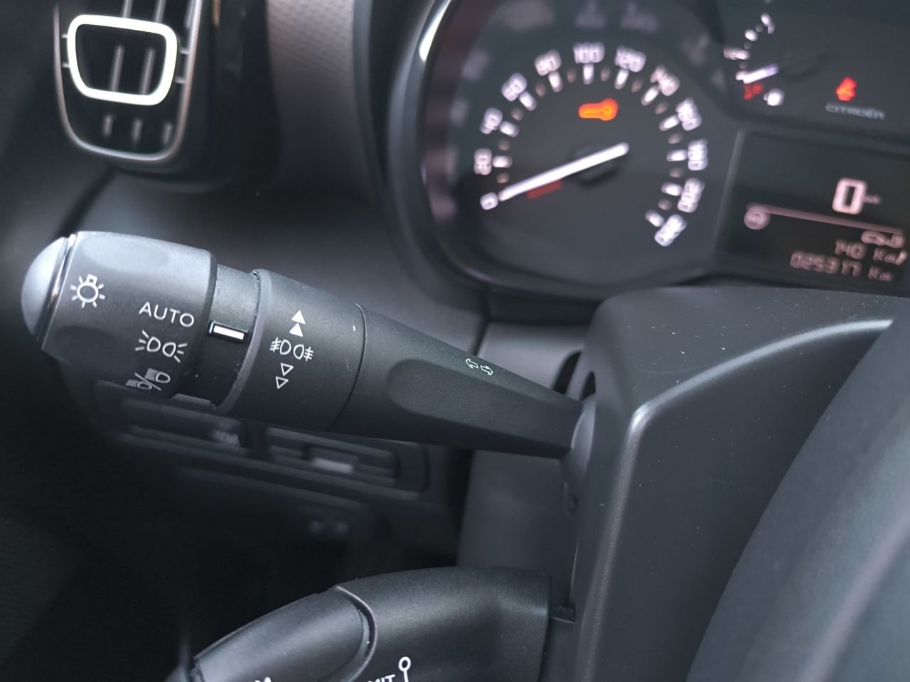 Citroën C3 Aircross BLUE HDI 110 CV C SERIES  - Foto 2