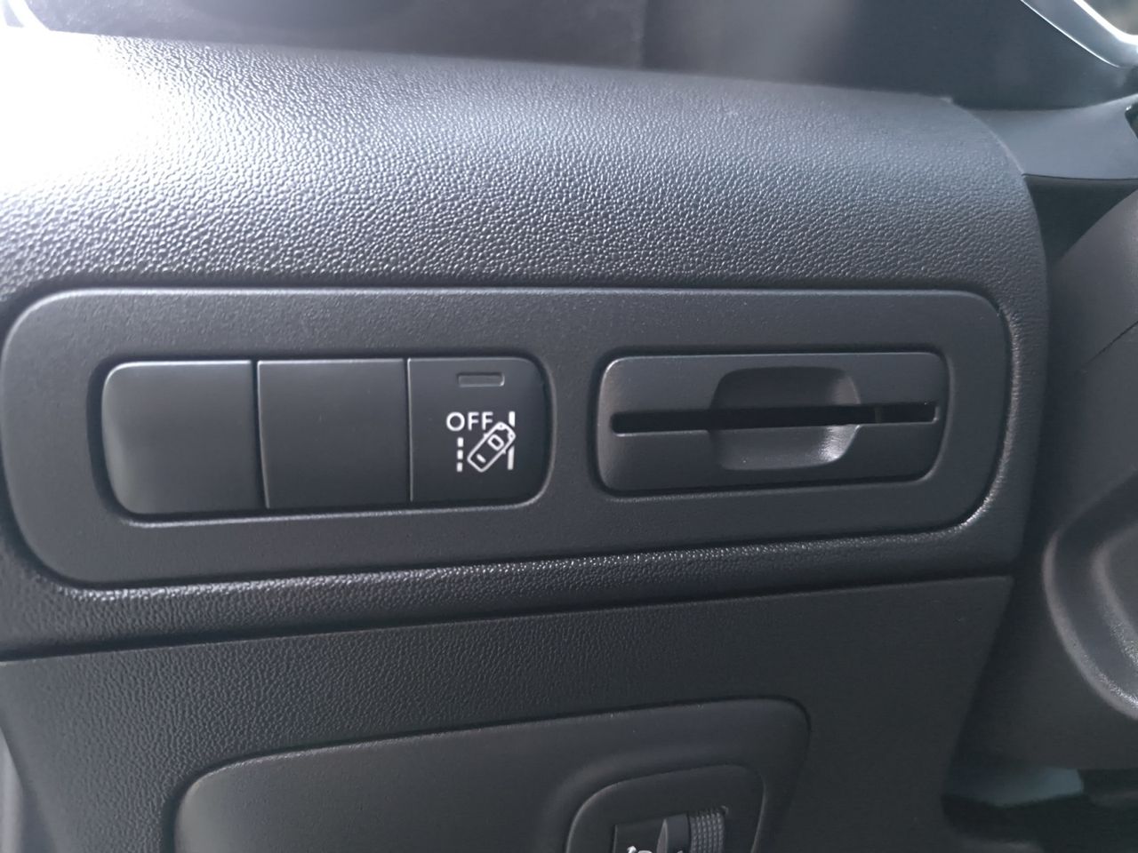 Citroën C3 Aircross BLUE HDI 110 CV SHINE PACK -TECHO PANORAMICO  - Foto 2