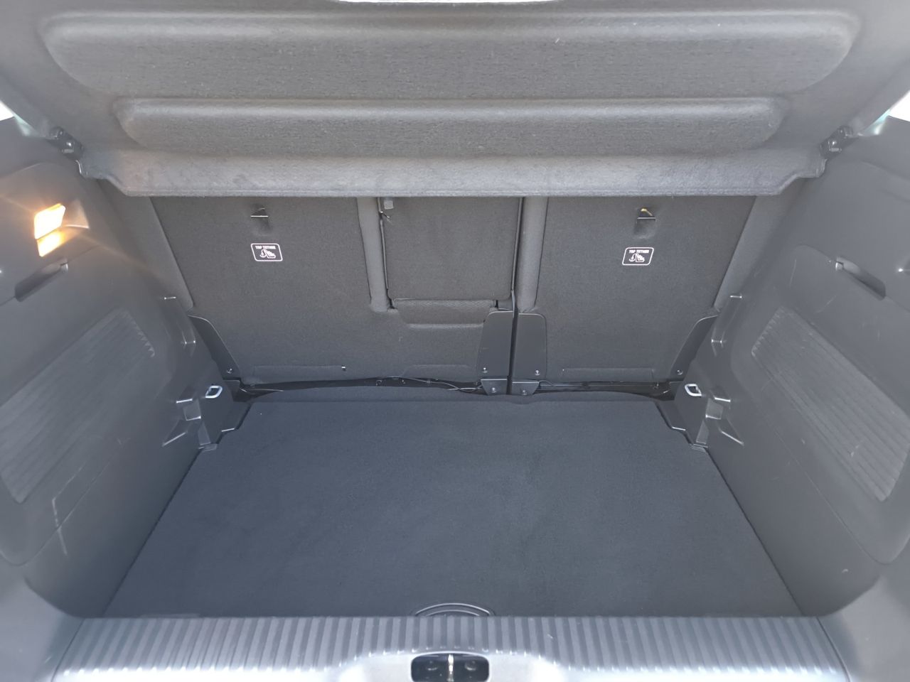 Citroën C3 Aircross BLUE HDI 110 CV SHINE PACK -TECHO PANORAMICO  - Foto 2