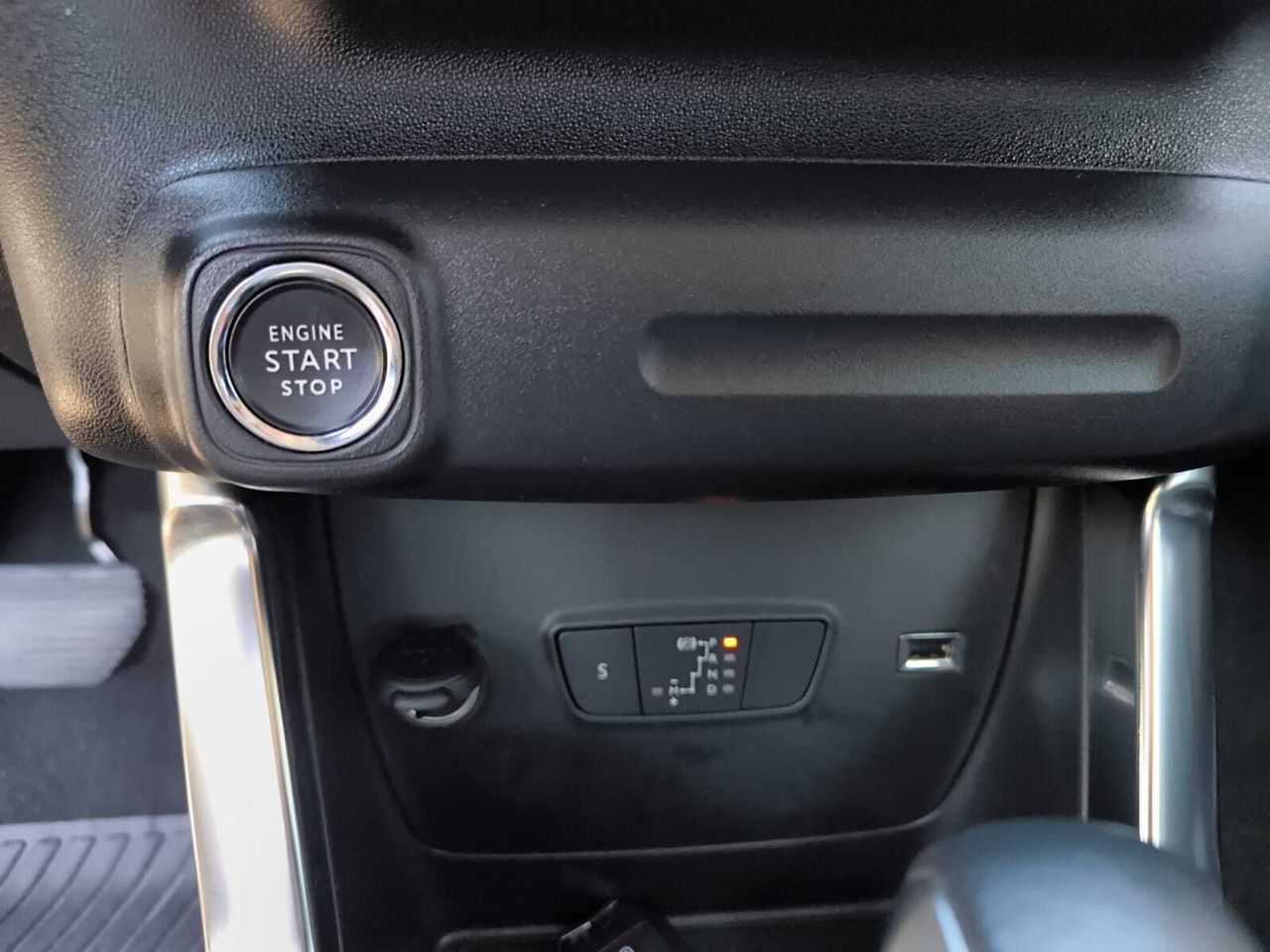 Citroën C3 Aircross SHINE PACK BLUE HDI 120 CV EAT6 - Foto 2