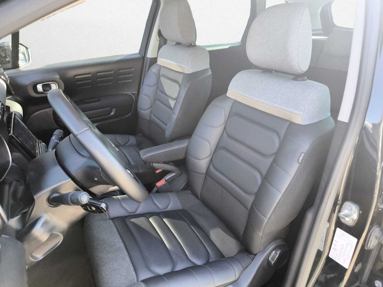 Citroën C3 Aircross SHINE PACK BLUE HDI 120 CV EAT6 - Foto 2