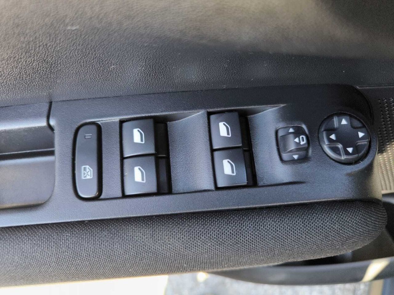 Citroën C3 Aircross SHINE PACK BLUE HDI 120 CV EAT6 - Foto 2