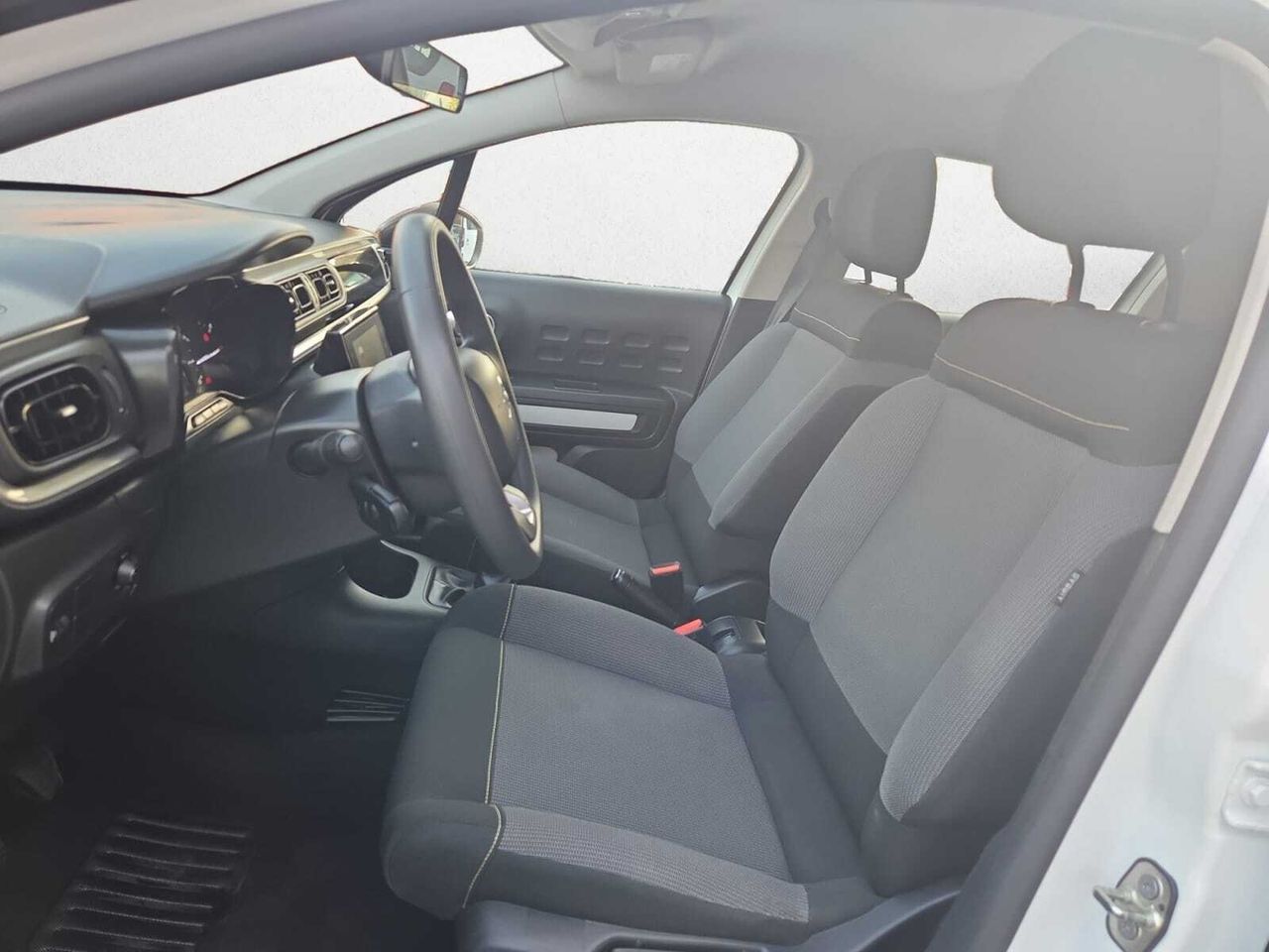 Citroën C3 PURE TECH 83 CV FEEL  - Foto 2