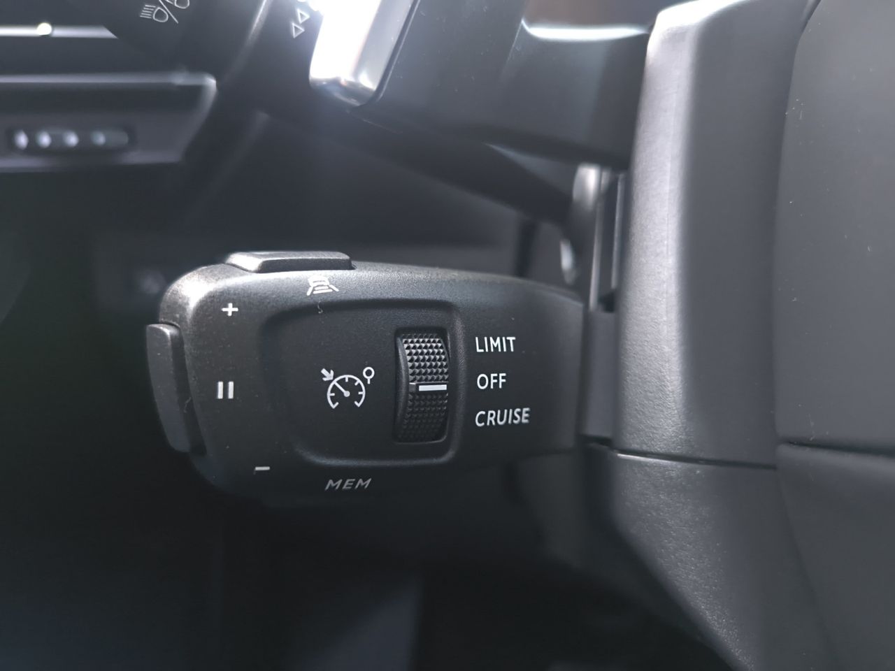 DS DS 7 CROSSBACK BLUE HDI 130 CV AUT SO CHIC  - Foto 2