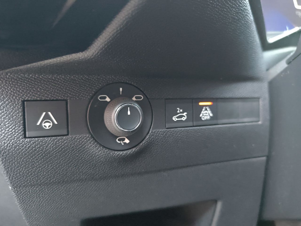 DS DS 7 CROSSBACK BLUE HDI 130 CV AUT SO CHIC  - Foto 2