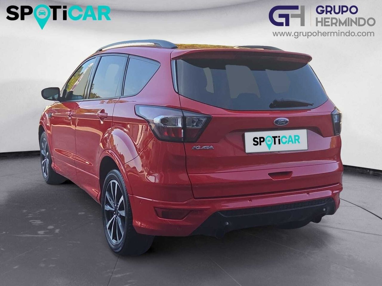 Ford Kuga 1.5 TDCI 120 CV ST LINE  - Foto 2