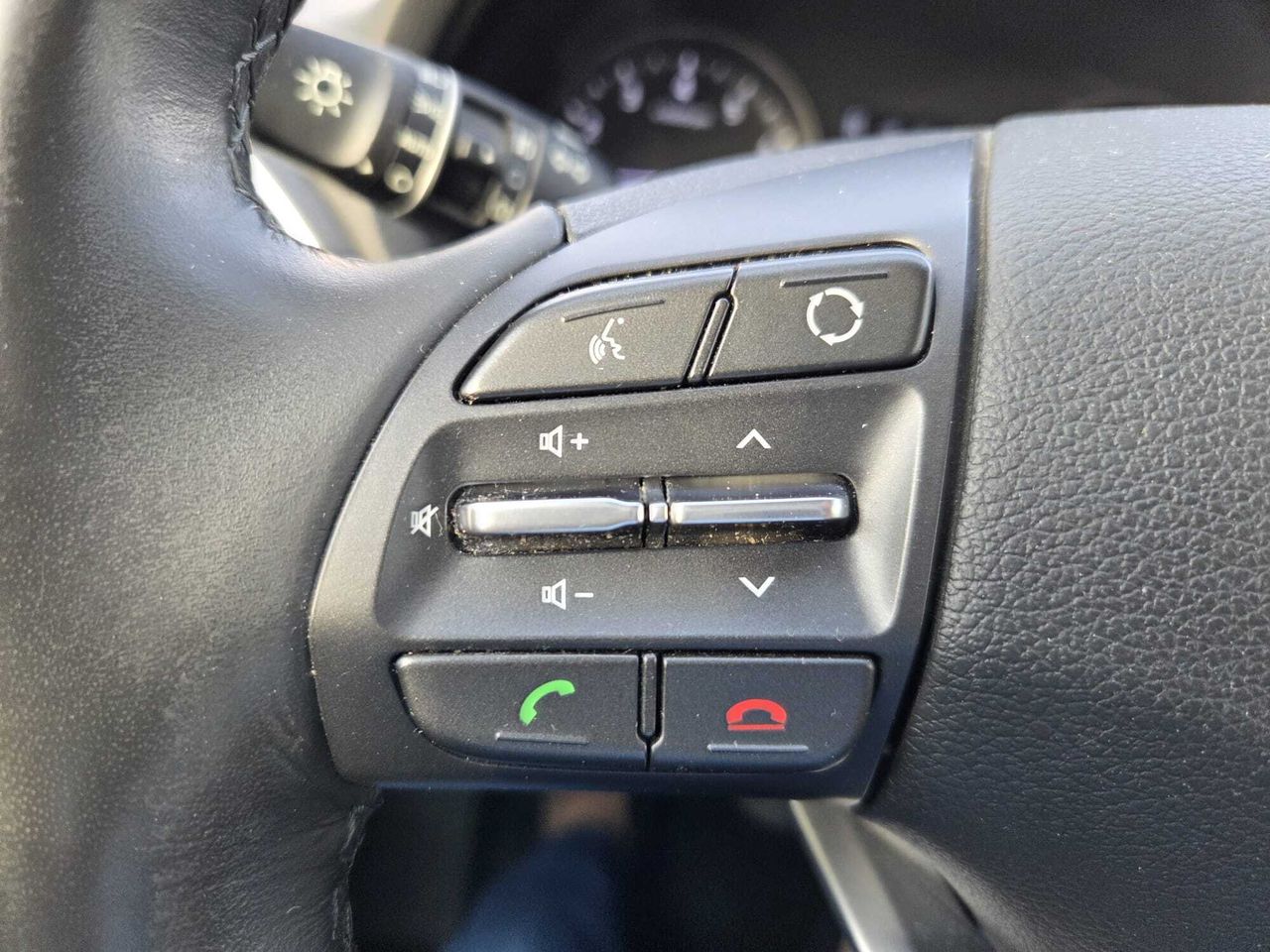 Hyundai i30 1.4 TGDI STYLE FASTBACK  - Foto 2