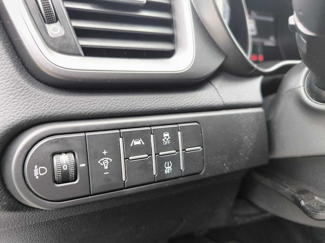 Kia XCeed 1.0 T-GDI CONCEPT 120 CV  - Foto 2