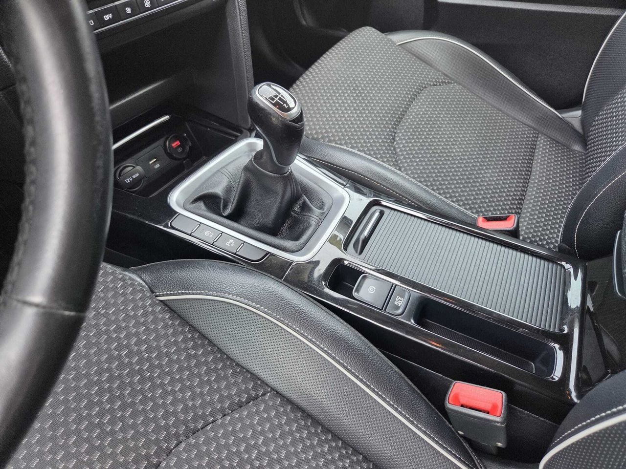 Kia XCeed 1.0 TGDI TECH 120 CV  - Foto 2