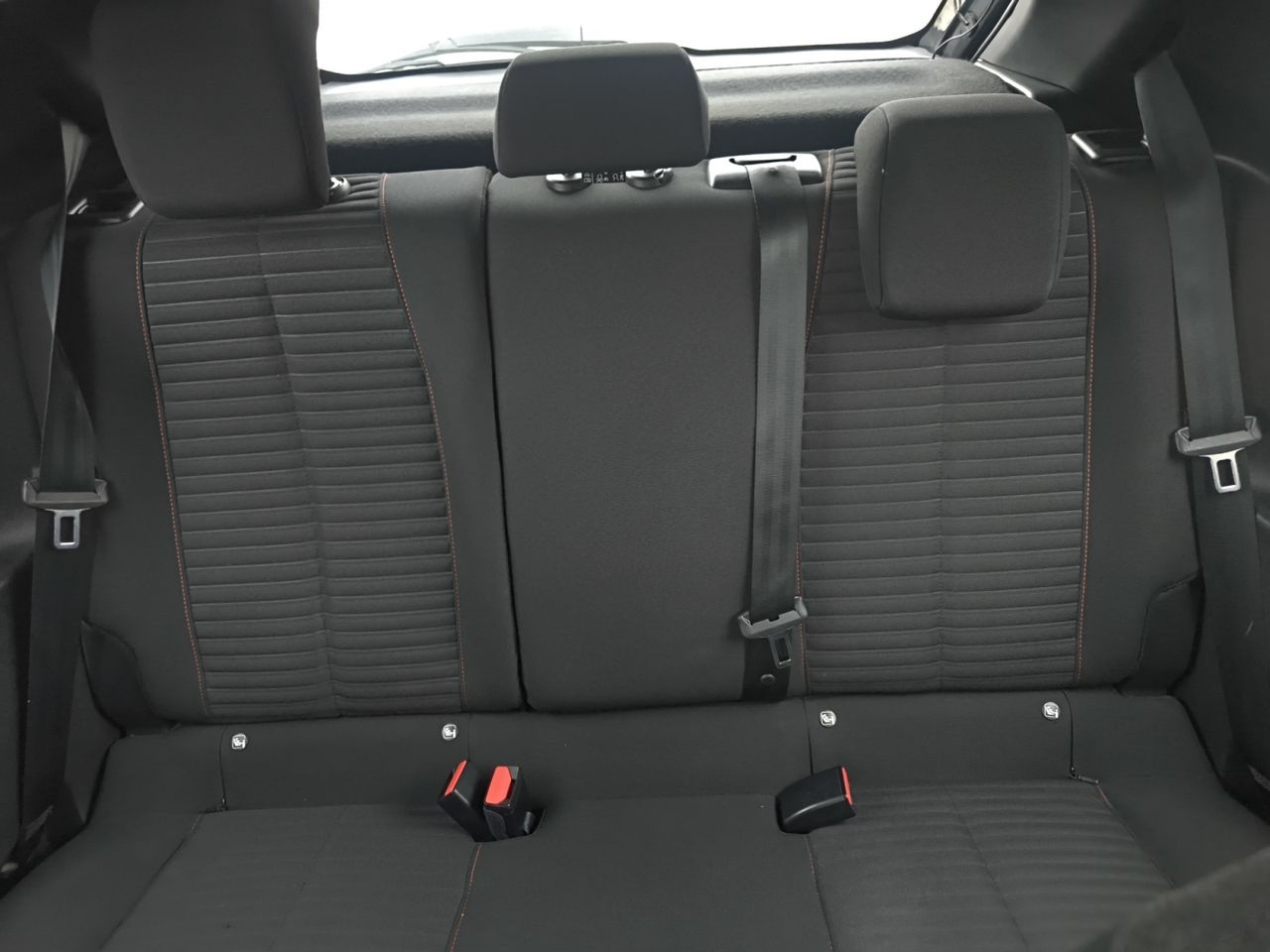 Peugeot 208 ACTIVE PURE TECH 75 CV - Foto 2