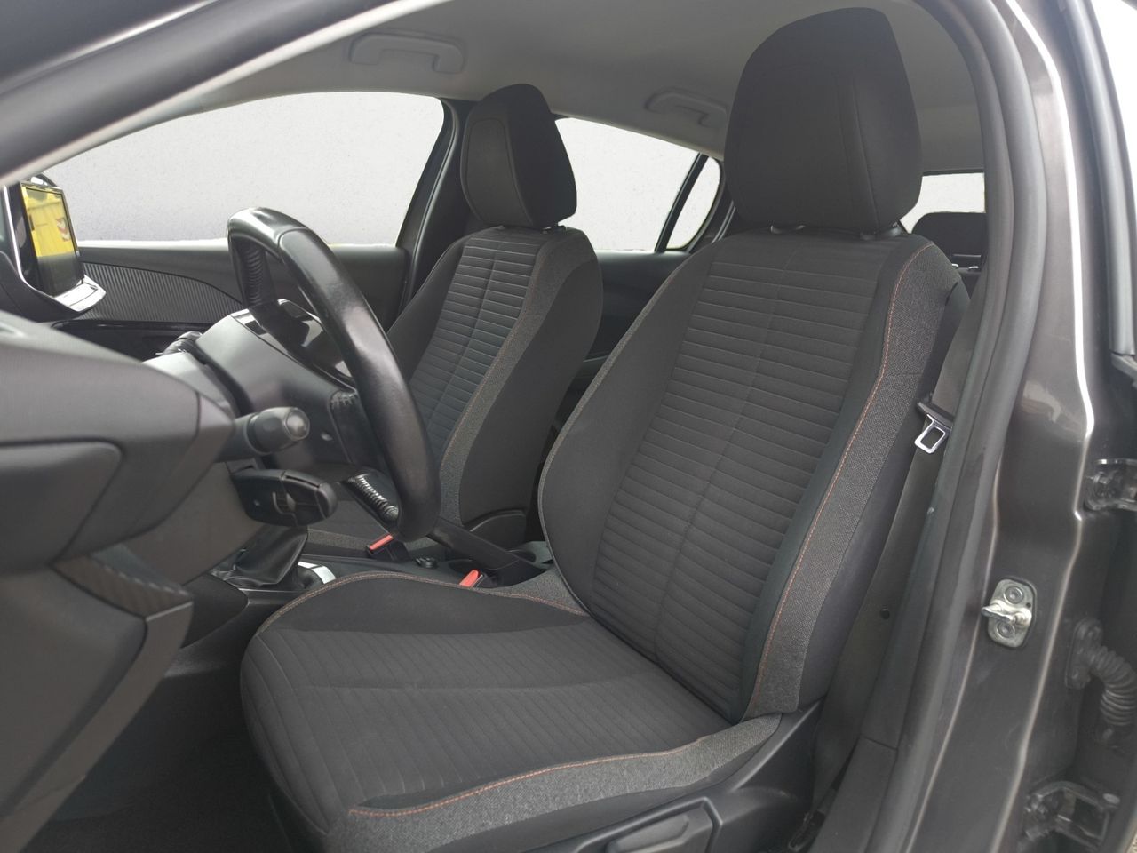 Peugeot 208 ACTIVE PURE TECH 75 CV - Foto 2