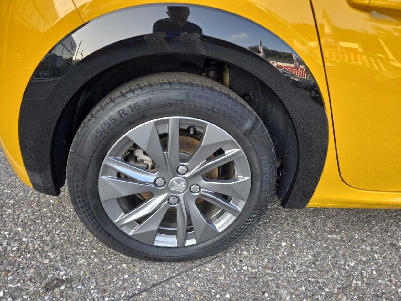 Peugeot 208 ALLURE ELECTRICO 136 CV - Foto 2