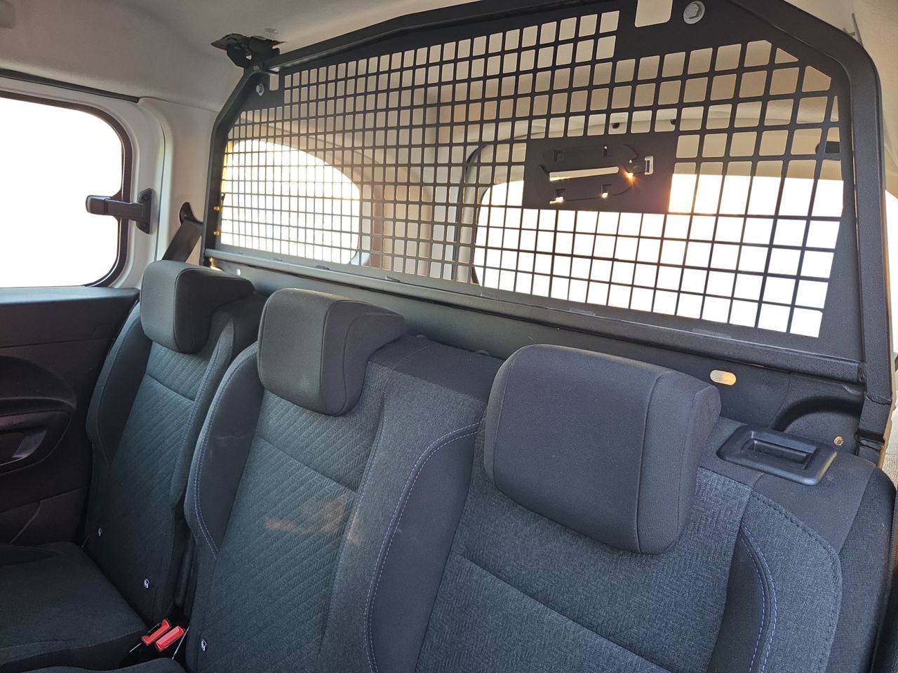 Peugeot Rifter ALLURE BUSINESS STANDARD BLUE HDI 100 CV  - Foto 2