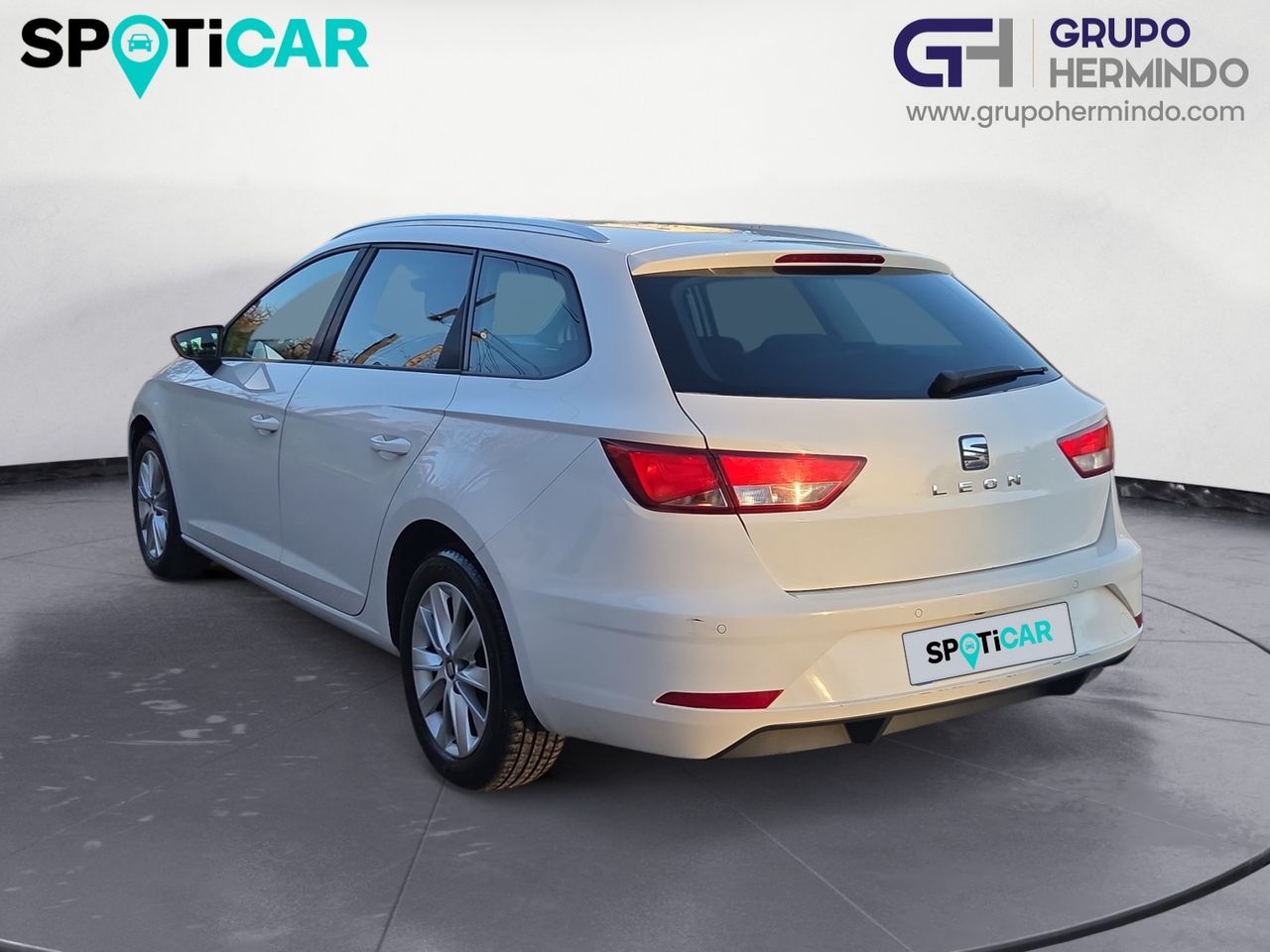 Seat Leon 1.5 TSI SPORTOURER ST   - Foto 2