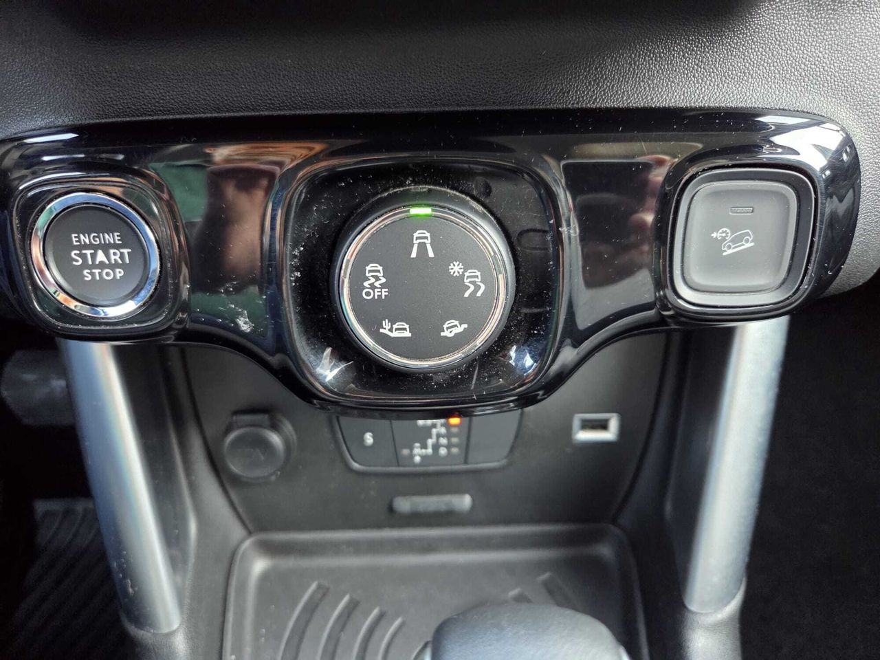 Citroën C3 Aircross SHINE BLUE HDI 120 CV EAT6  - Foto 2