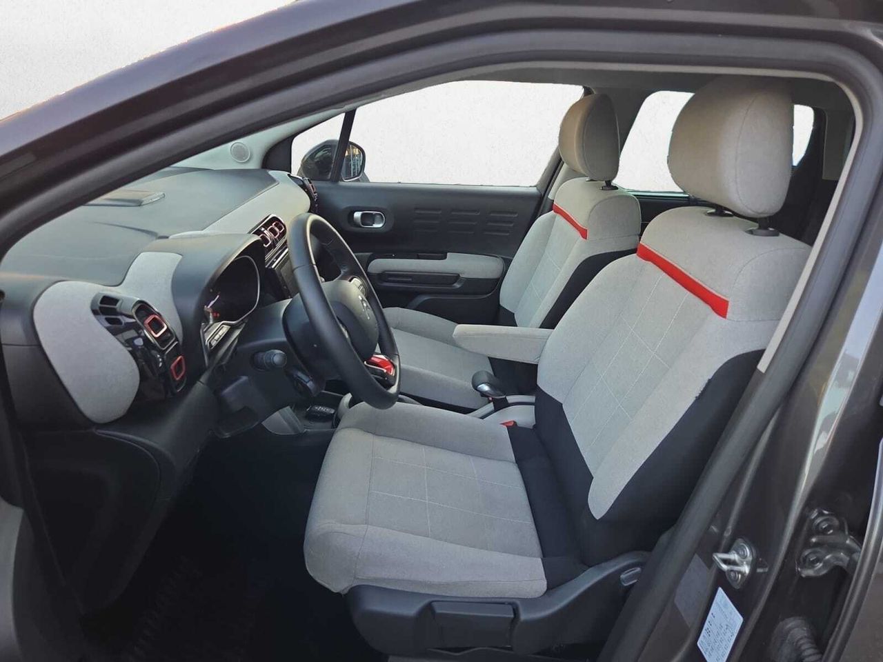 Citroën C3 Aircross SHINE BLUE HDI 120 CV EAT6  - Foto 2