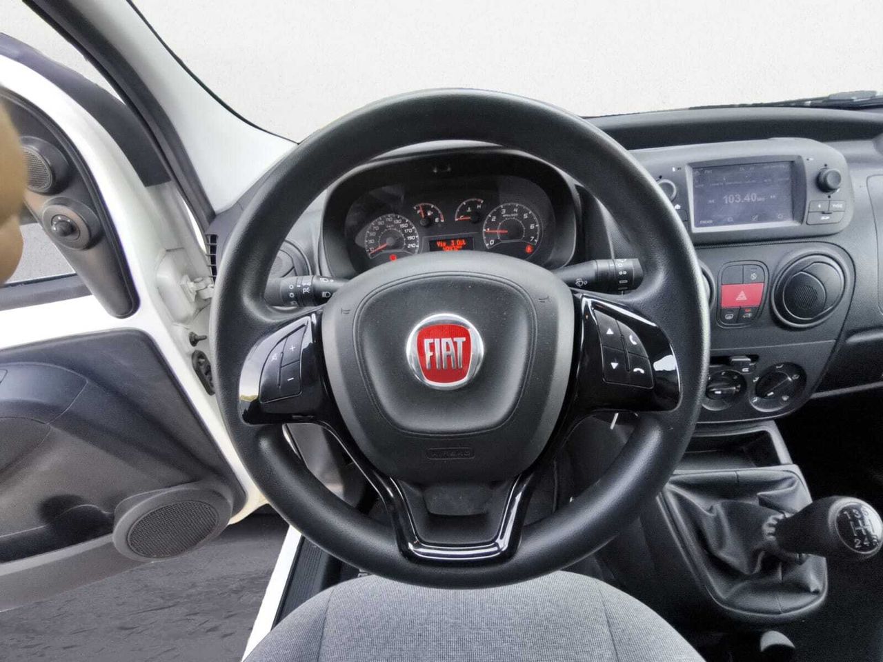 Fiat Fiorino CARGO SX N1 1.3 MJET 59 KW 80 CV  - Foto 2