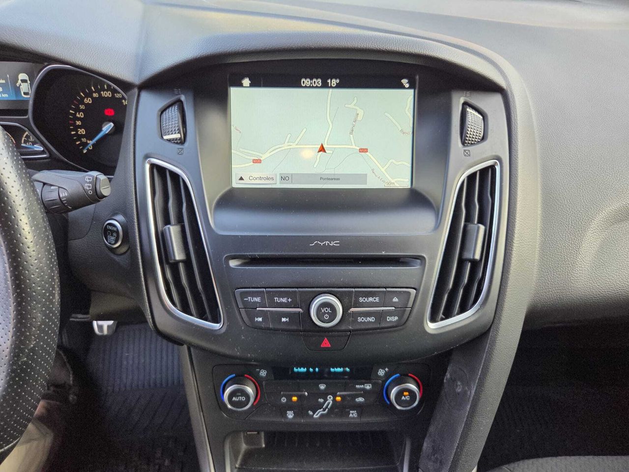 Ford Focus ST LINE SPORT 120 CV  - Foto 2