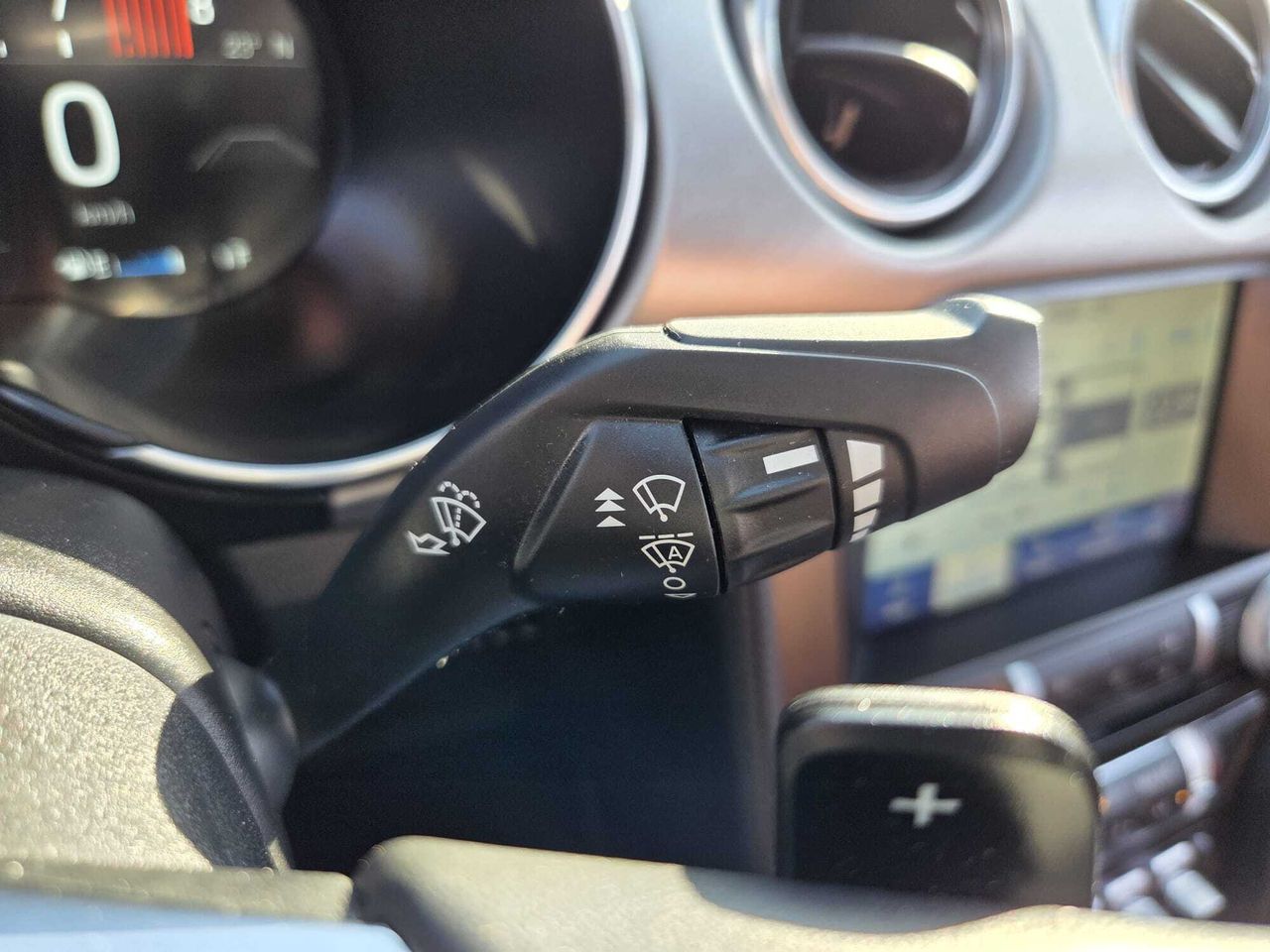 Ford Mustang CONVERTIBLE GT 5.0 TI-VCT 445 CV AT10 E6DT  - Foto 2