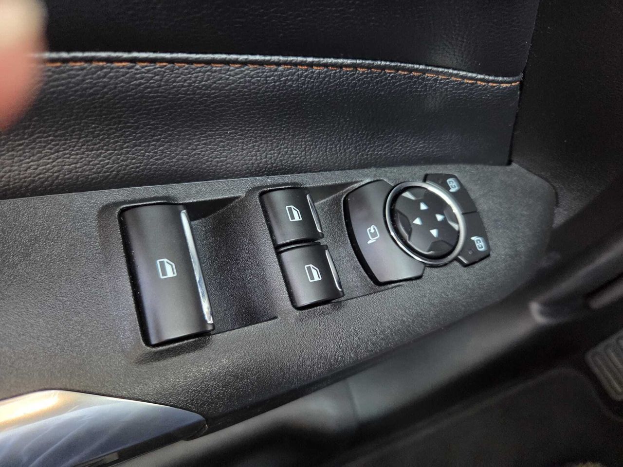 Ford Mustang CONVERTIBLE GT 5.0 TI-VCT 445 CV AT10 E6DT  - Foto 2