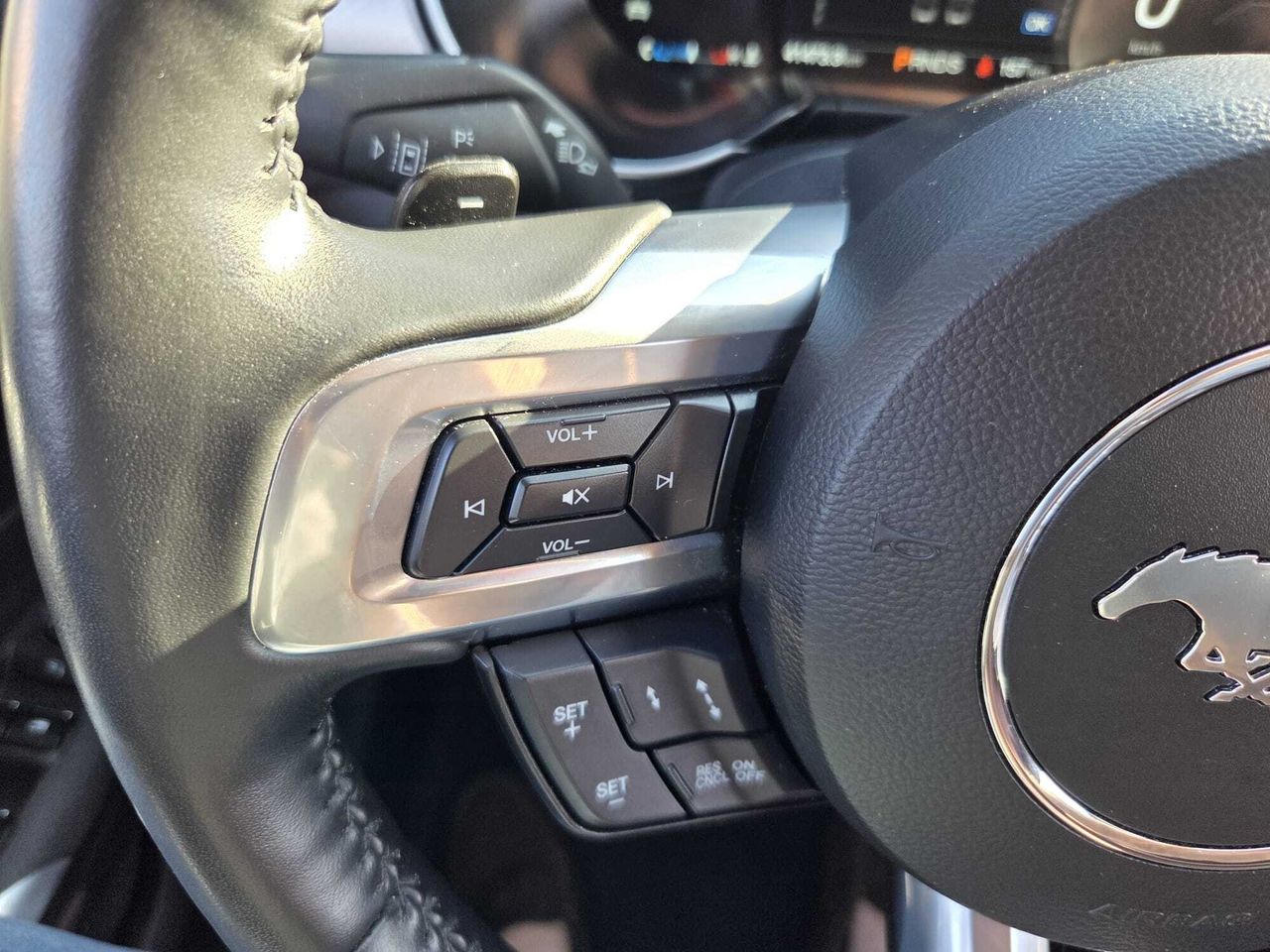 Ford Mustang CONVERTIBLE GT 5.0 TI-VCT 445 CV AT10 E6DT  - Foto 2