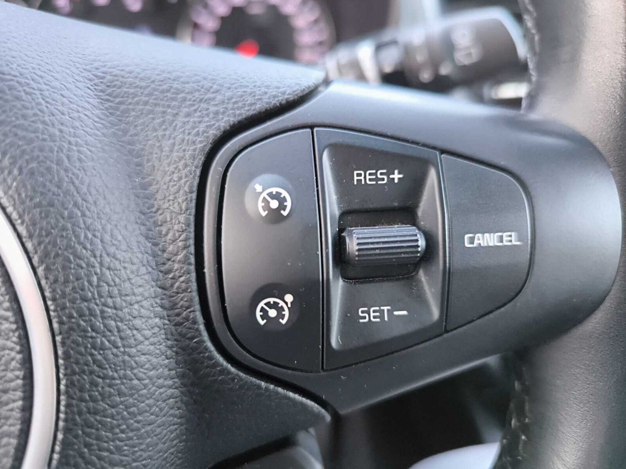 Kia Carens 1.6 GDI CONCEPT 135 CV  - Foto 2