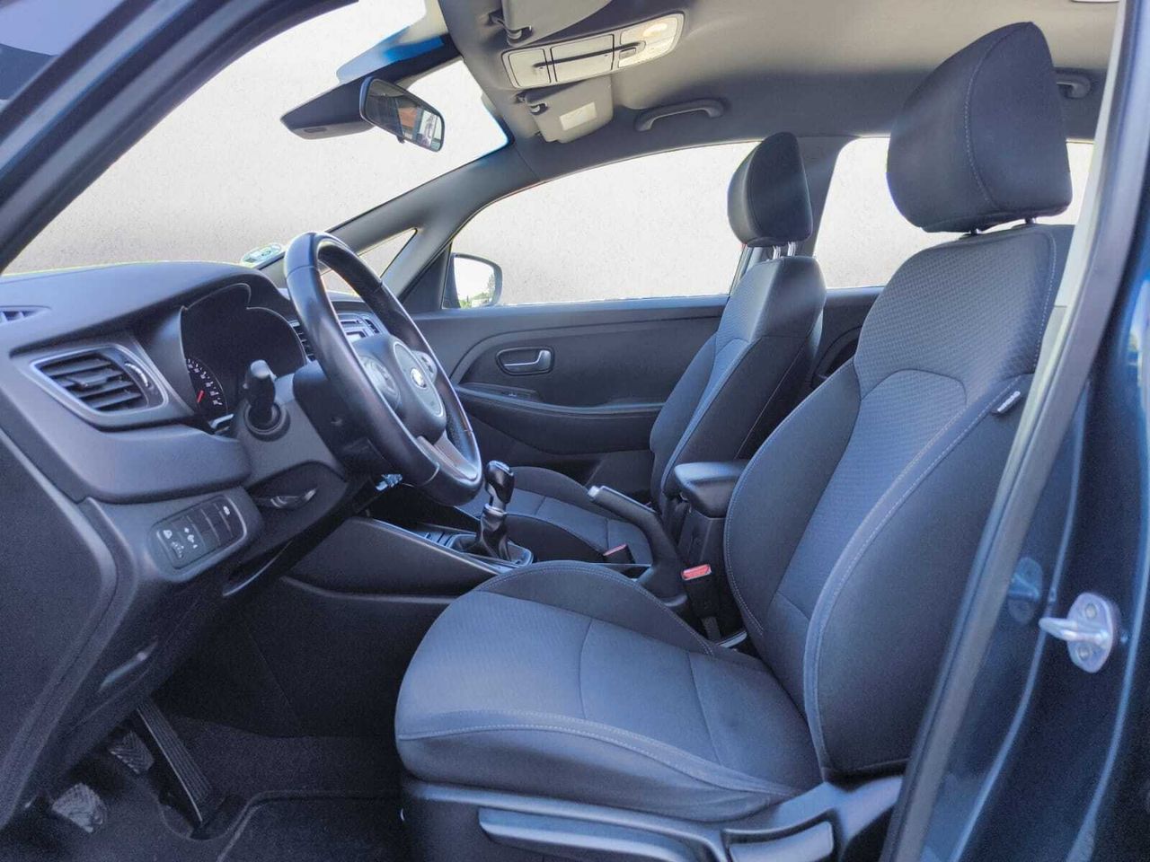 Kia Carens 1.6 GDI CONCEPT 135 CV  - Foto 2