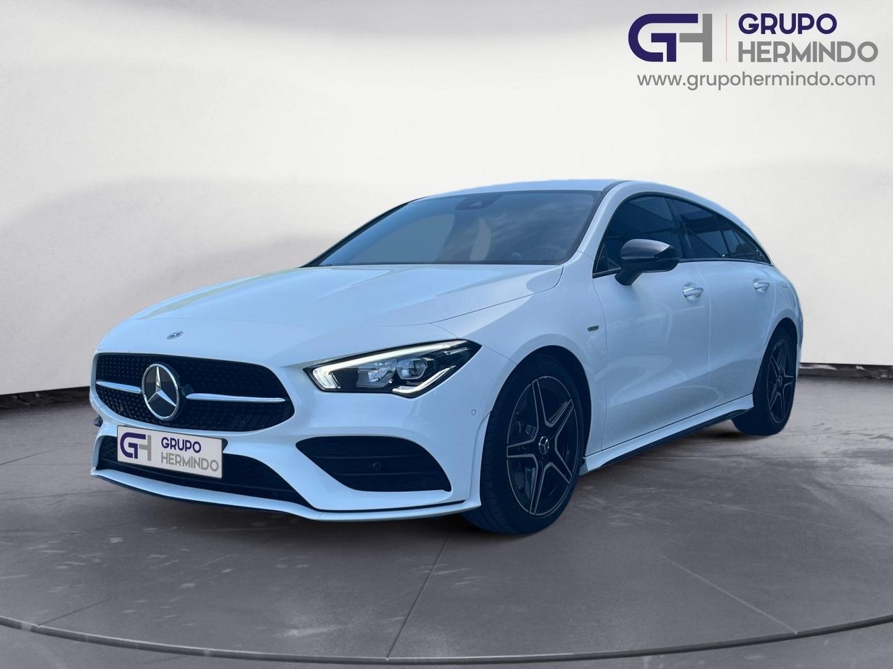 Mercedes CLA SHOOTING BRAKE 200 D DCT AMG LINE  + PAQUETE PREMIUM+SMARTPHONE  - Foto 2