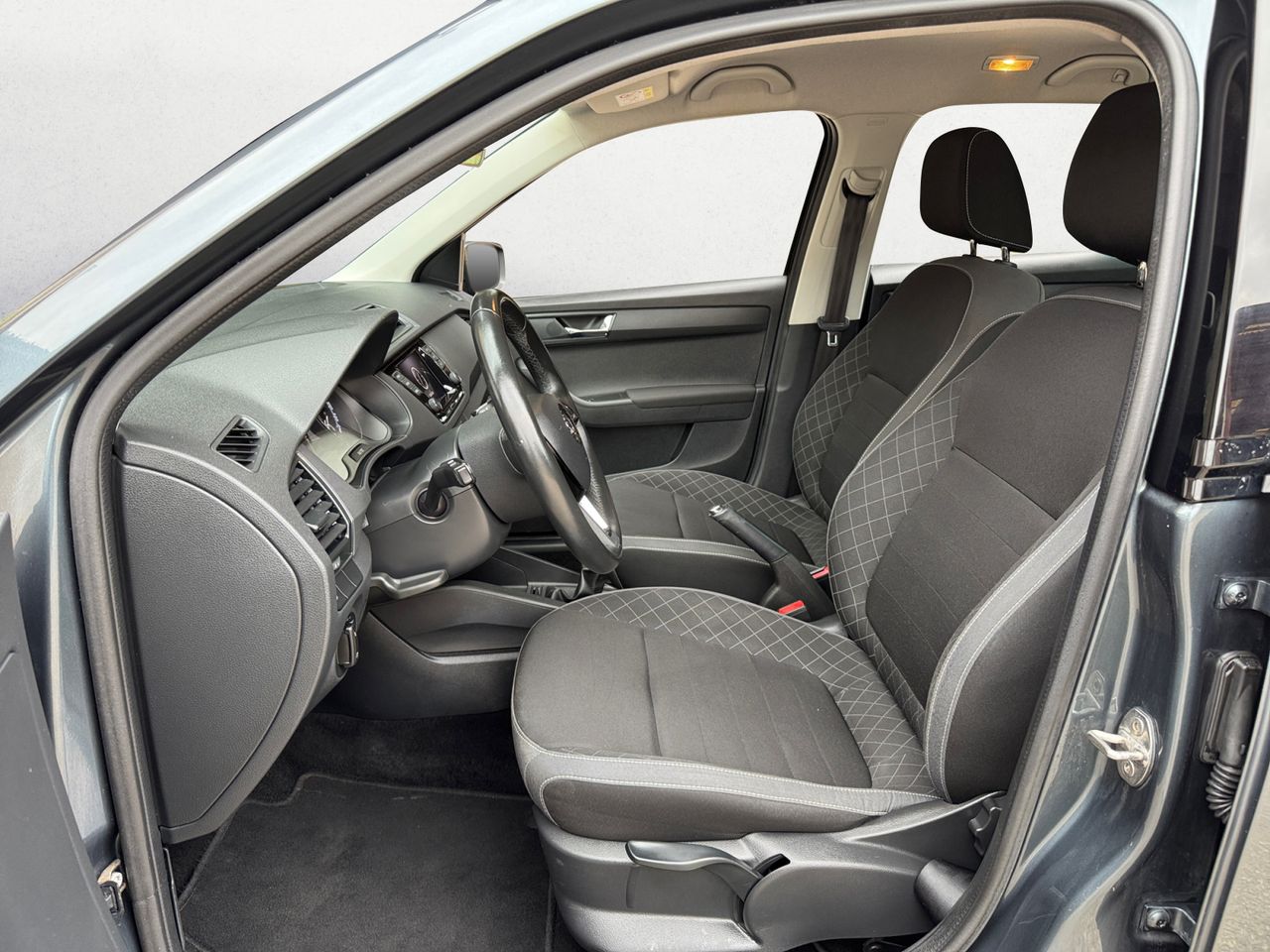 Skoda Fabia 1.0 MPI URBAN 60 CV - Foto 2