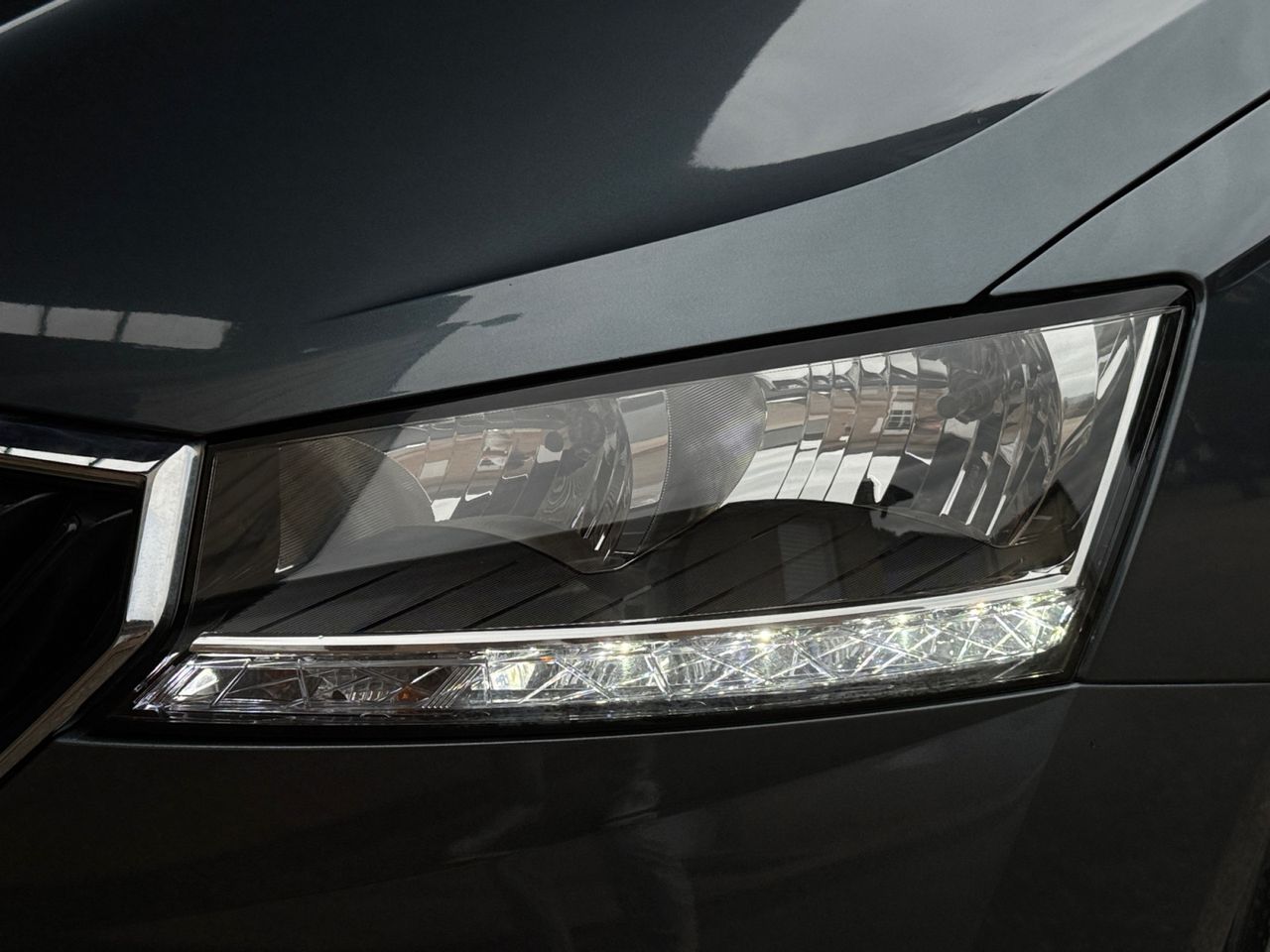 Skoda Fabia 1.0 MPI URBAN 60 CV - Foto 2
