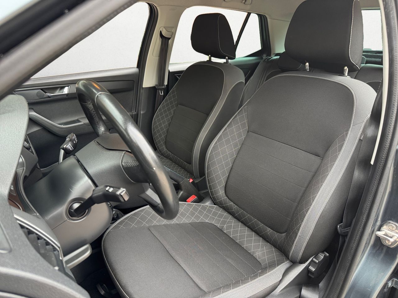 Skoda Fabia 1.0 MPI URBAN 60 CV - Foto 2