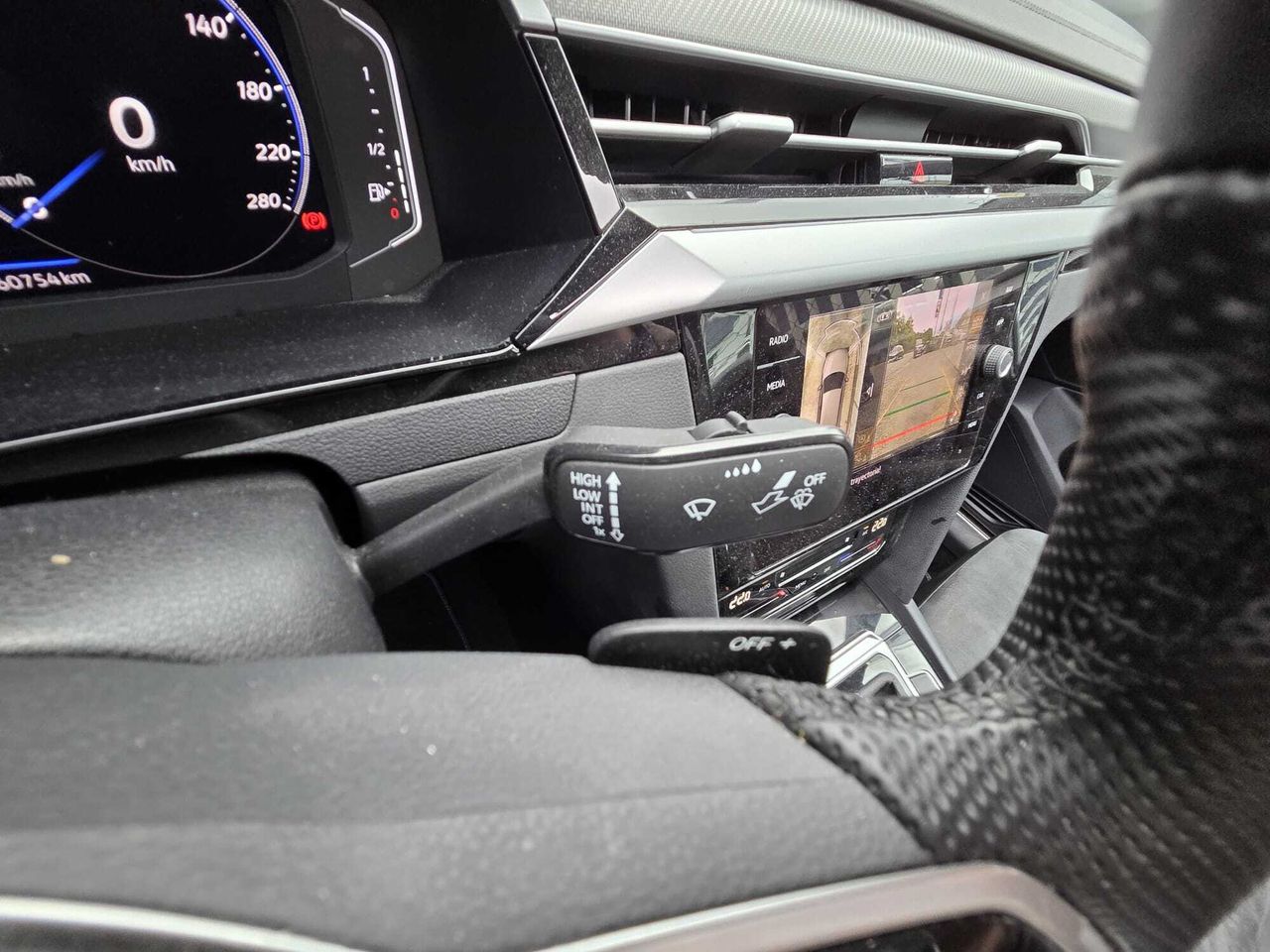 Volkswagen Arteon R LINE 2.0 TDI 200 CV DSG  - Foto 2