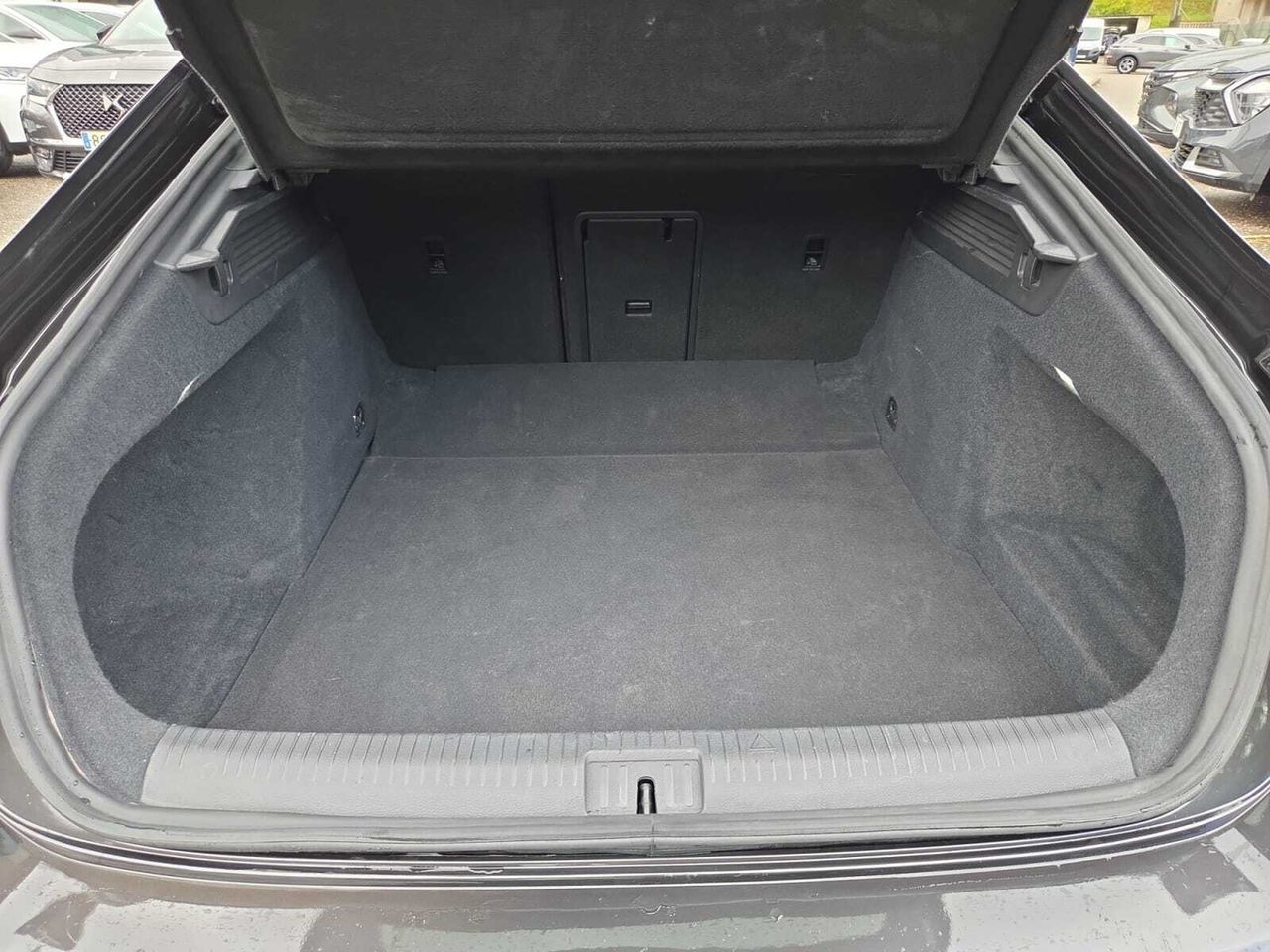 Volkswagen Arteon R LINE 2.0 TDI 200 CV DSG  - Foto 2